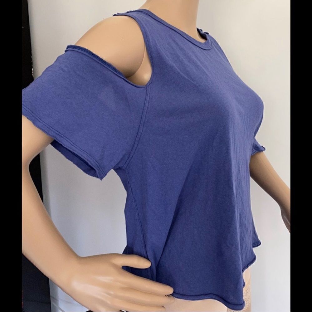 Free People Taurus Cold Shoulder Tee Blue XS Open Back Crisscross Boho Top NWOT - Picture 3 of 5